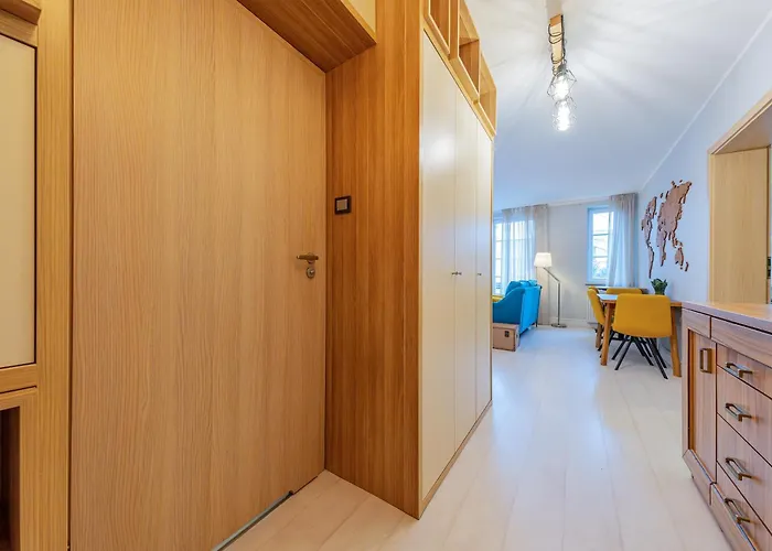 Hm - Valor Сопот