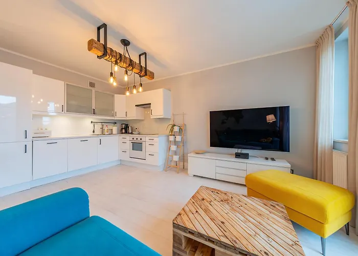 Hm - Valor Сопот